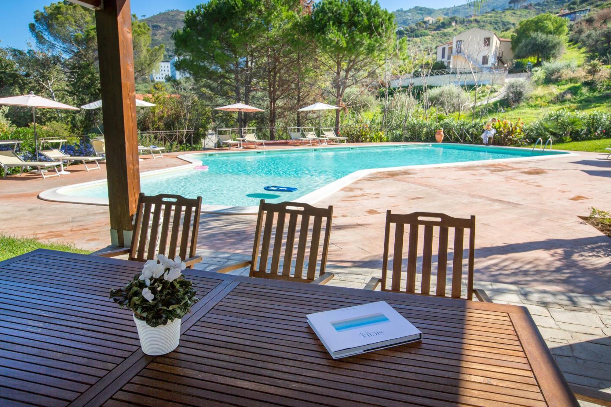 Cefalu In Casa ภายนอก รูปภาพ